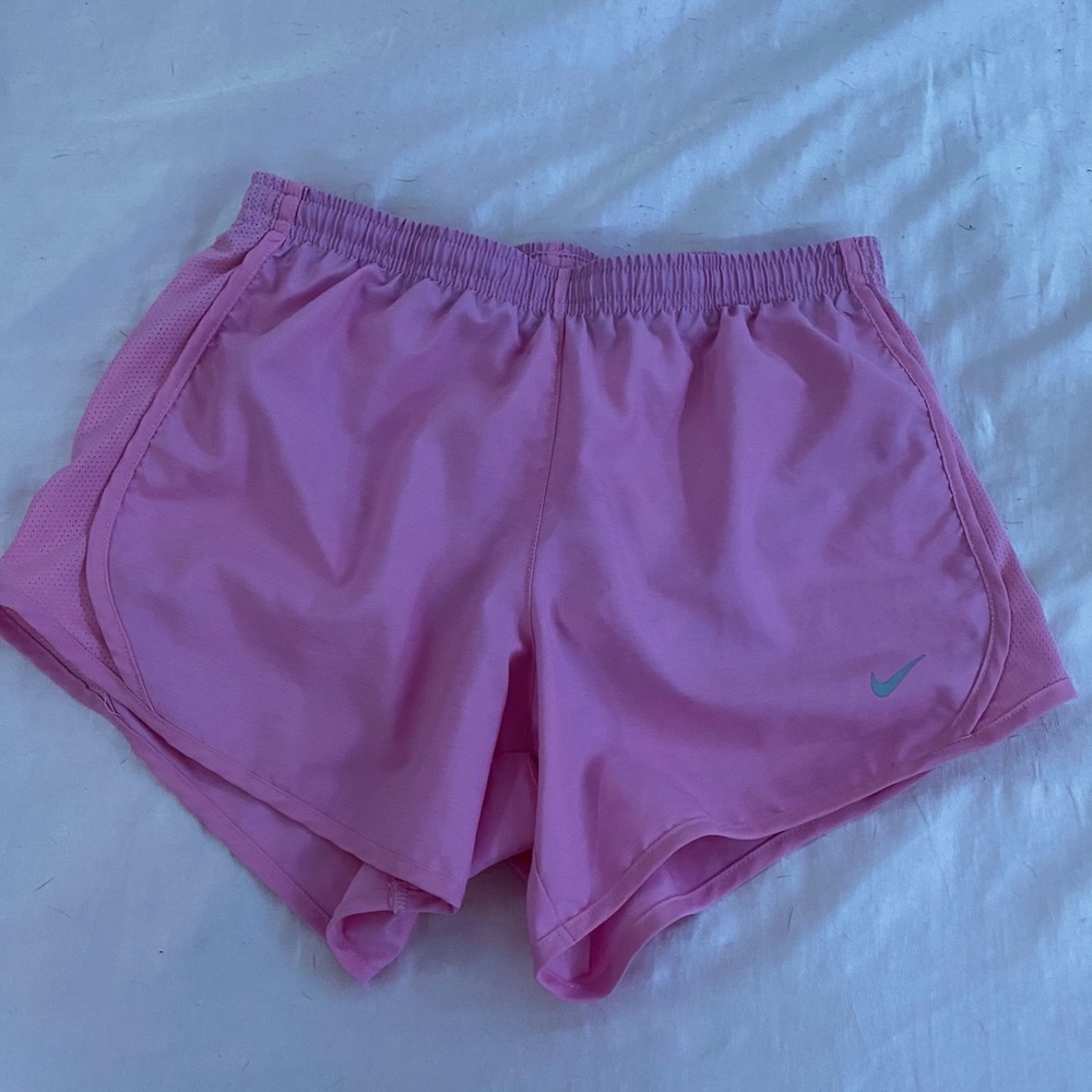 light pink nike shorts